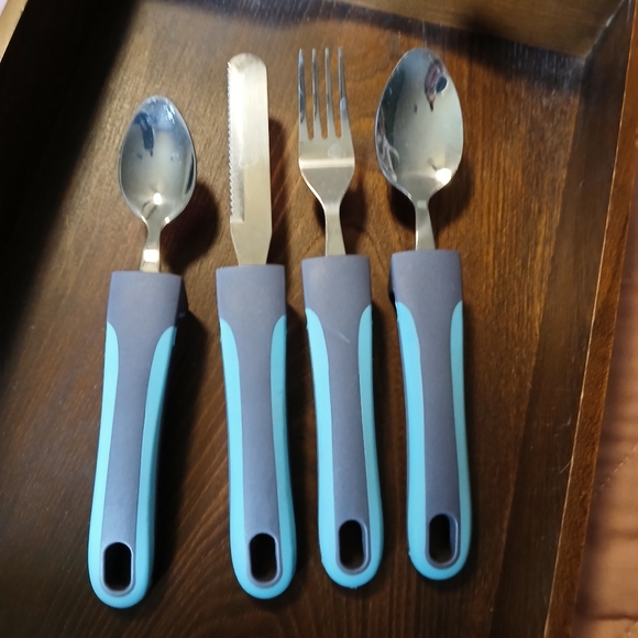 Adaptive Blue and Gray Weighted Cutlery Set - Picture 1 of 4